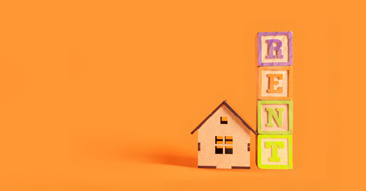 House beside rent sign for UK Right to Rent rules and B5JSSK nationals