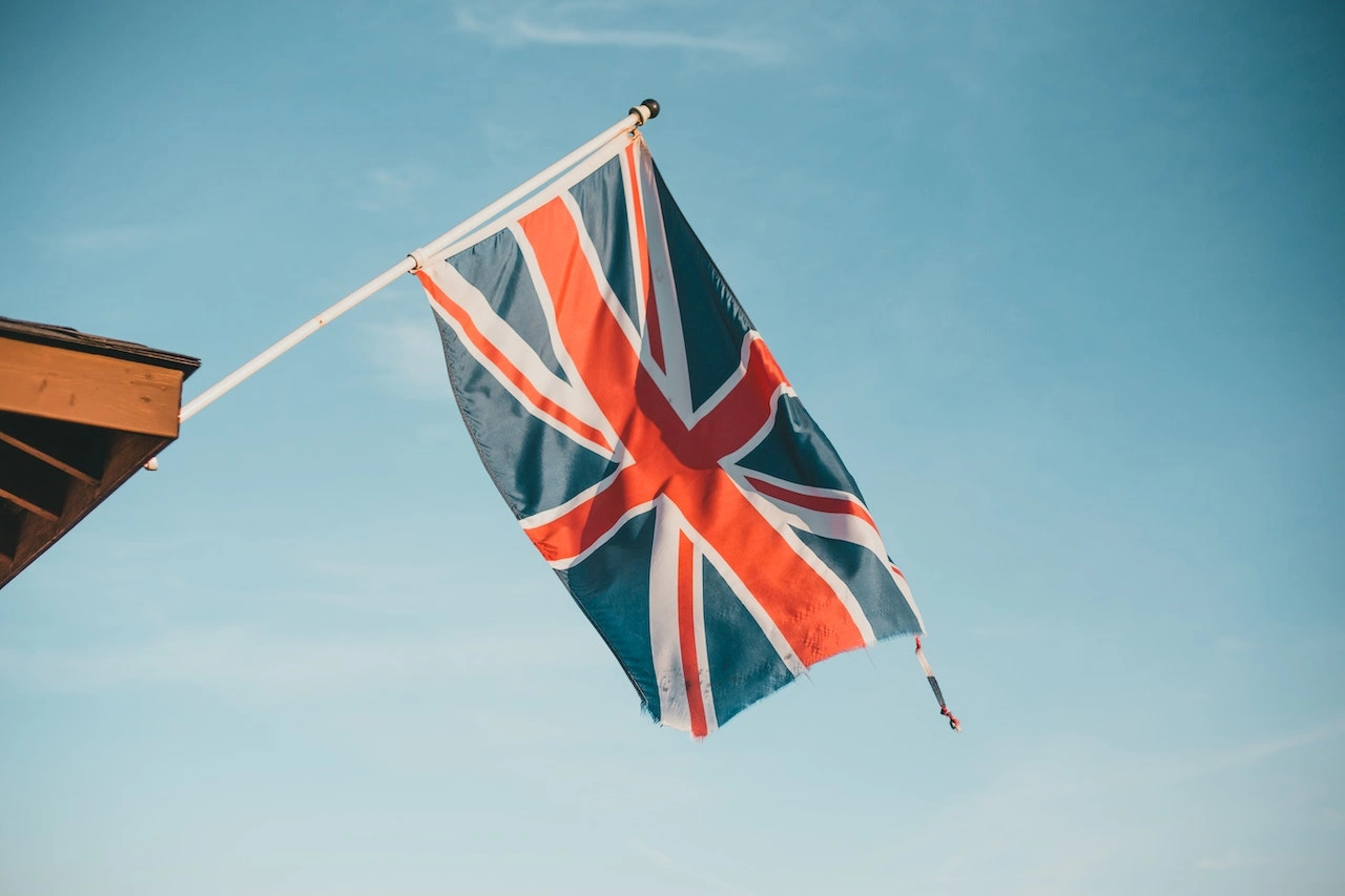 Who can be a referee for British Citizenship?